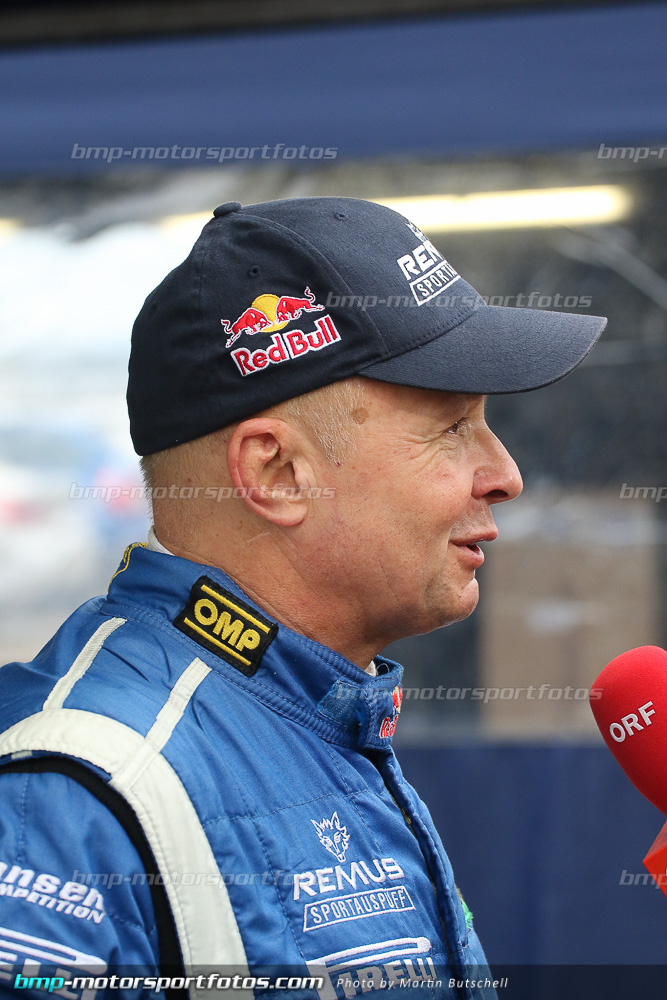 Martin Butschell - Samstag - 151107-W4tel-00-MB-7740