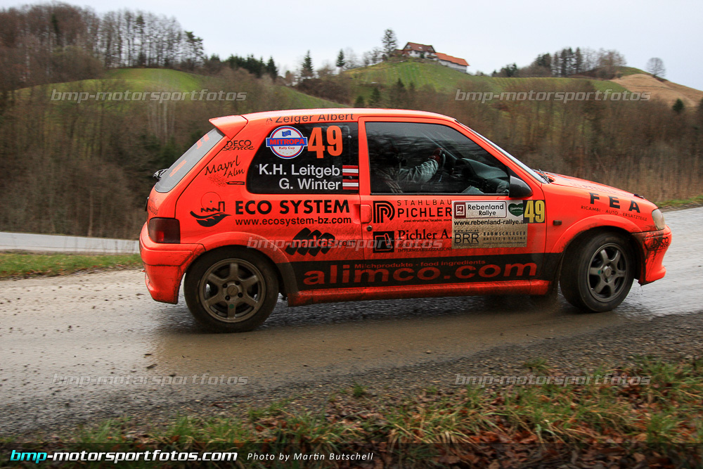 Martin Butschell - Freitag - 150327-Reben-01-MB-9940